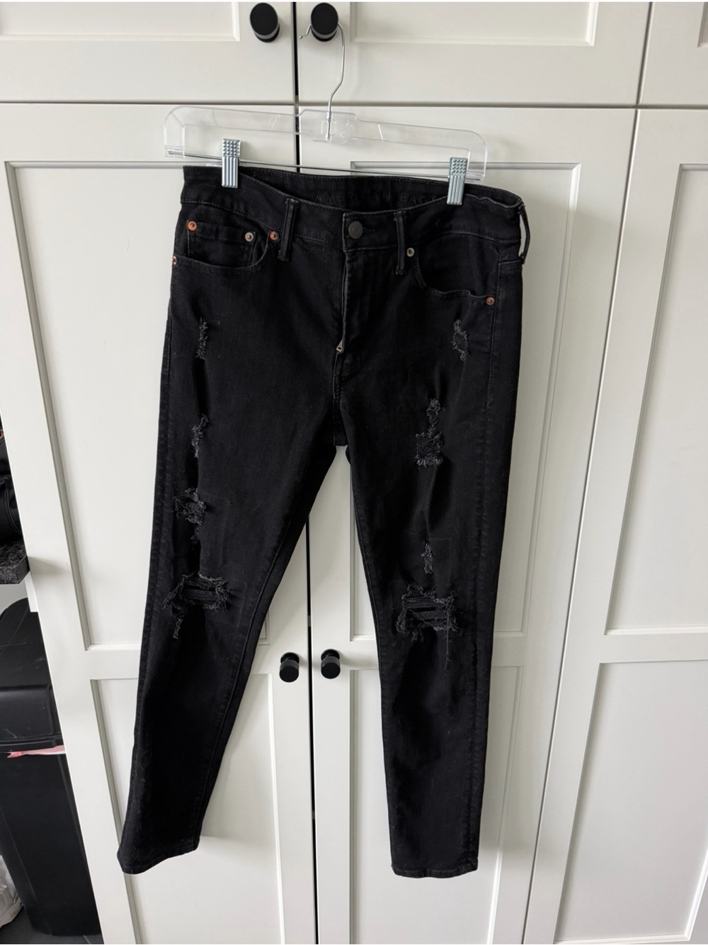 American Eagle Outfitters Black Distressed Skinny Jeans